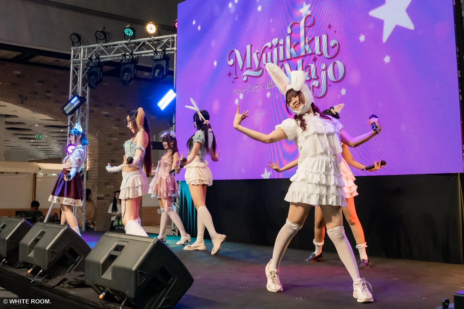 Myujikku Majo บนเวทีงาน Idol in Wonderland · 19 กันยายน 2026